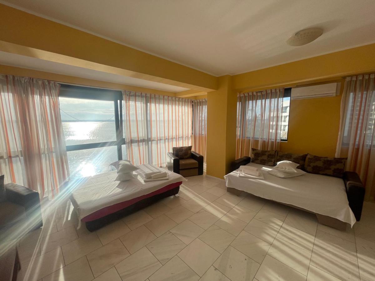 Sophia Lake View Suite Mamaia Εξωτερικό φωτογραφία