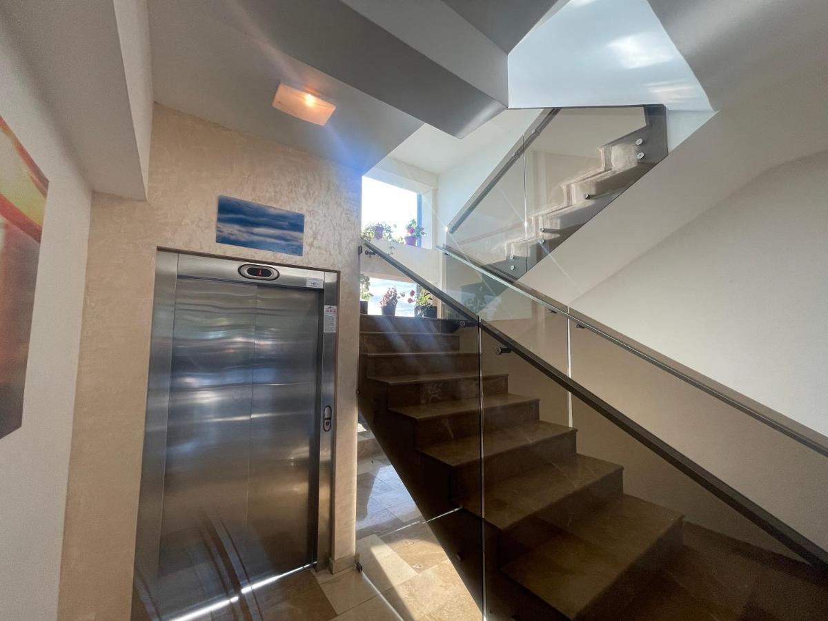 Sophia Lake View Suite Mamaia Εξωτερικό φωτογραφία