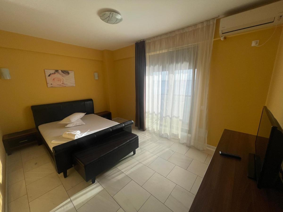 Sophia Lake View Suite Mamaia Εξωτερικό φωτογραφία