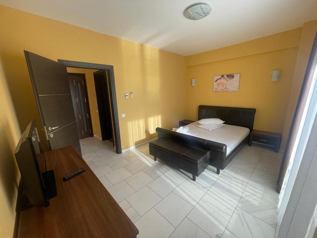 Sophia Lake View Suite Mamaia Εξωτερικό φωτογραφία