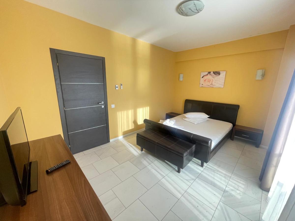 Sophia Lake View Suite Mamaia Εξωτερικό φωτογραφία
