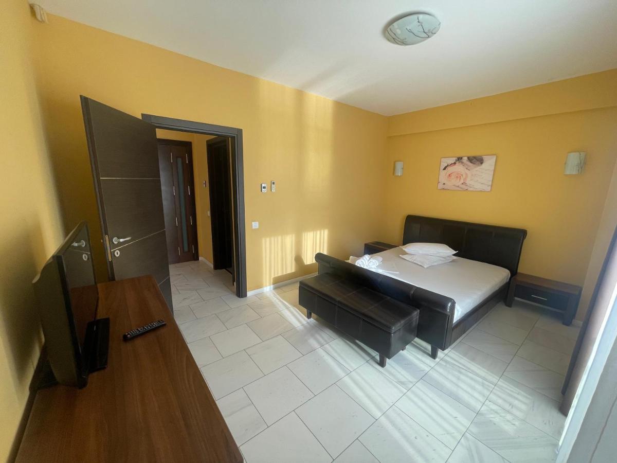 Sophia Lake View Suite Mamaia Εξωτερικό φωτογραφία
