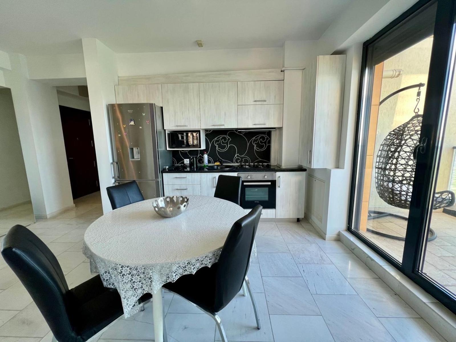Sophia Lake View Suite Mamaia Εξωτερικό φωτογραφία
