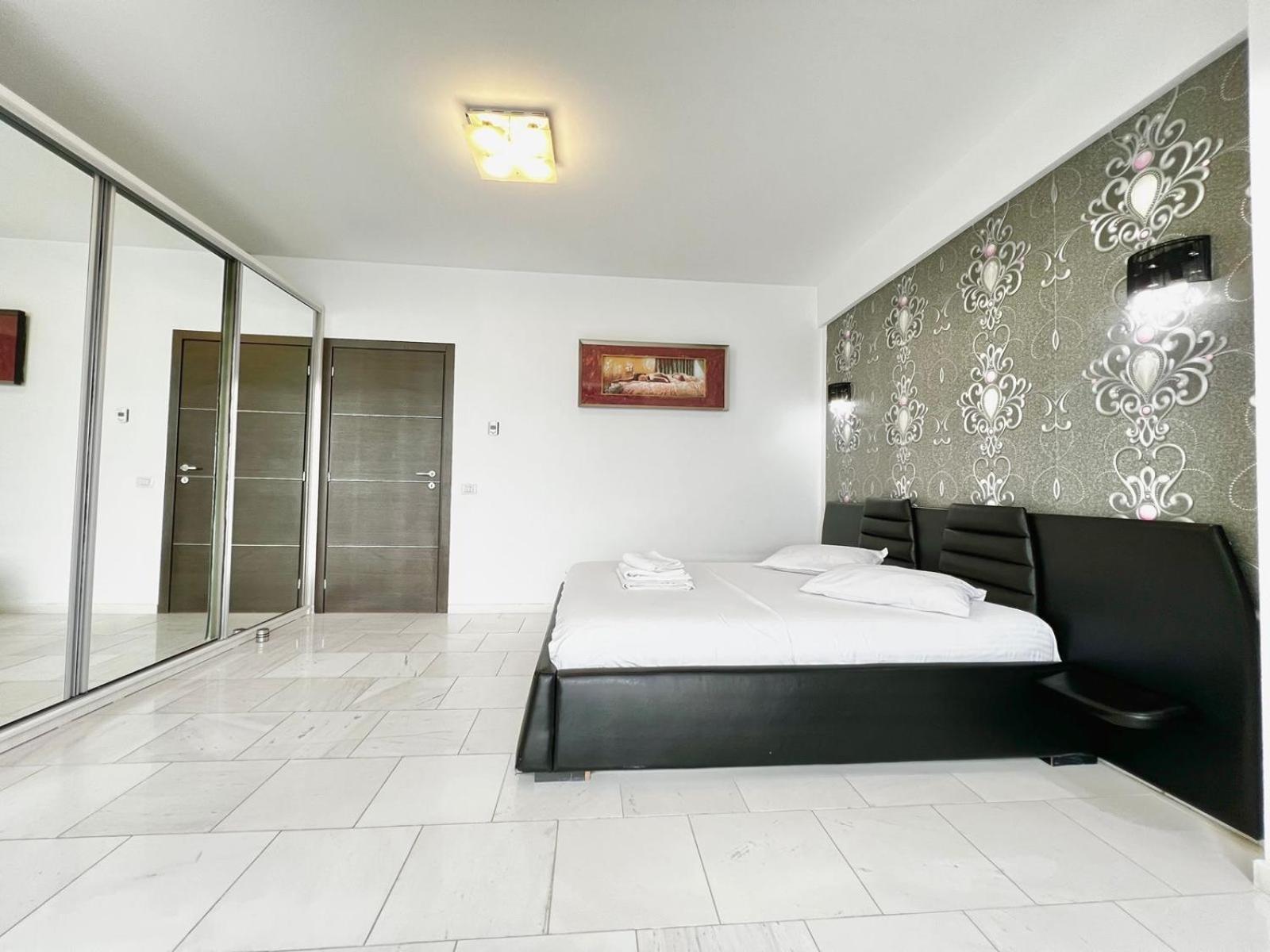 Sophia Lake View Suite Mamaia Εξωτερικό φωτογραφία