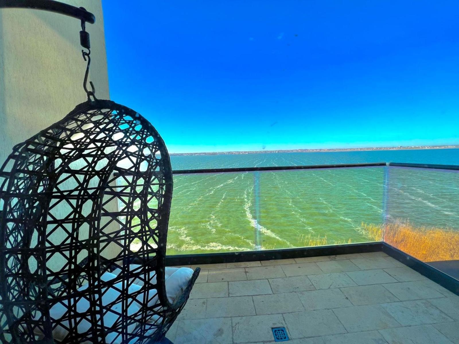 Sophia Lake View Suite Mamaia Εξωτερικό φωτογραφία
