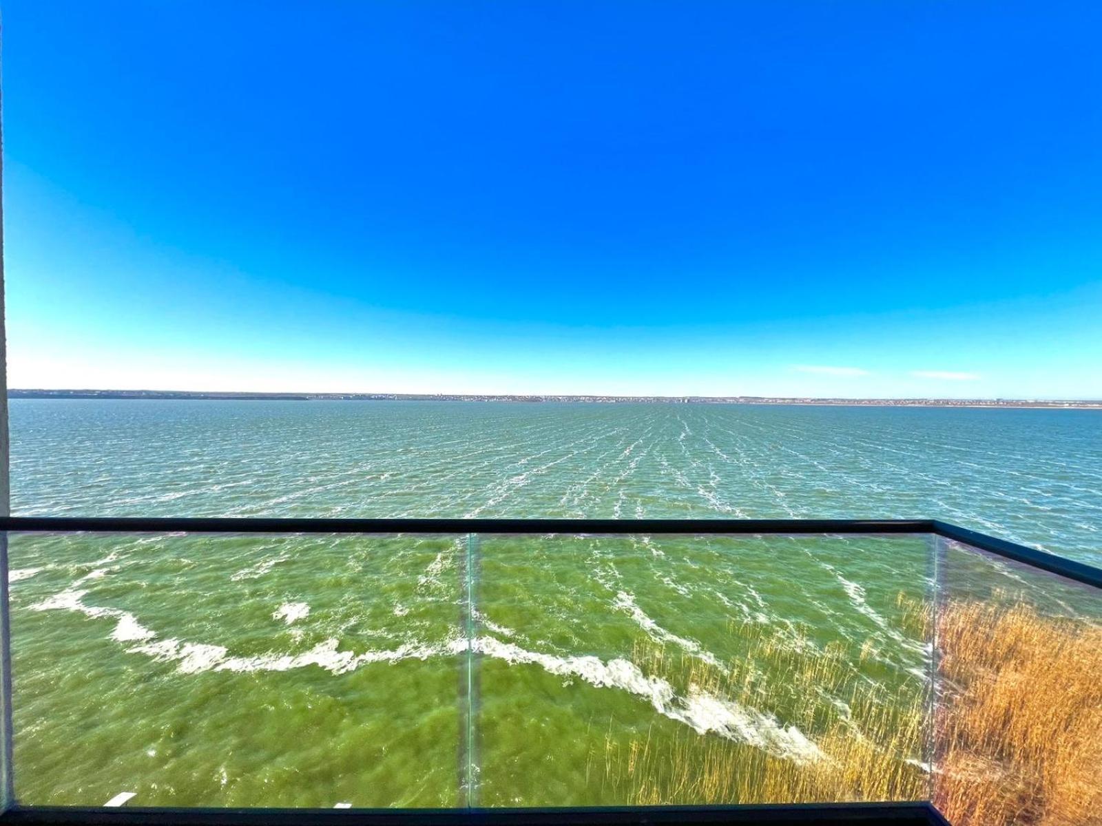 Sophia Lake View Suite Mamaia Εξωτερικό φωτογραφία