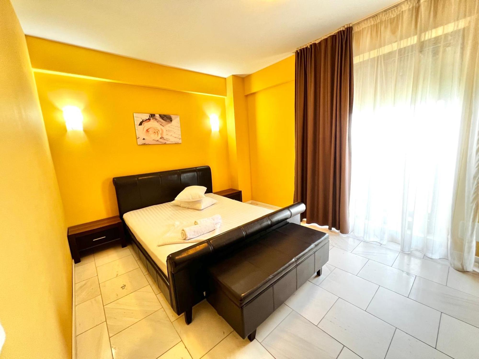 Sophia Lake View Suite Mamaia Εξωτερικό φωτογραφία
