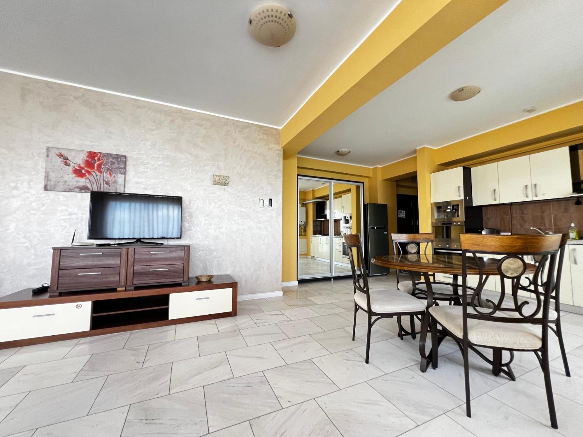 Sophia Lake View Suite Mamaia Εξωτερικό φωτογραφία