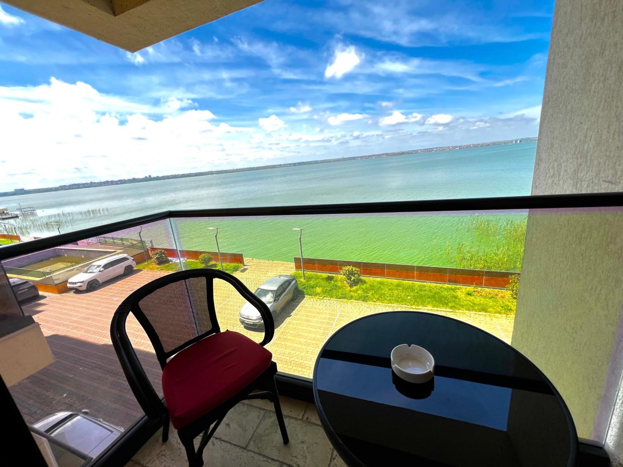 Sophia Lake View Suite Mamaia Εξωτερικό φωτογραφία