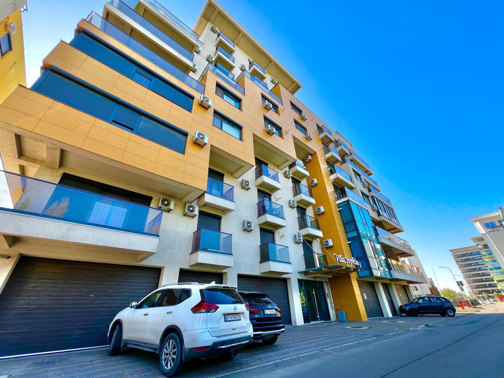Sophia Lake View Suite Mamaia Εξωτερικό φωτογραφία