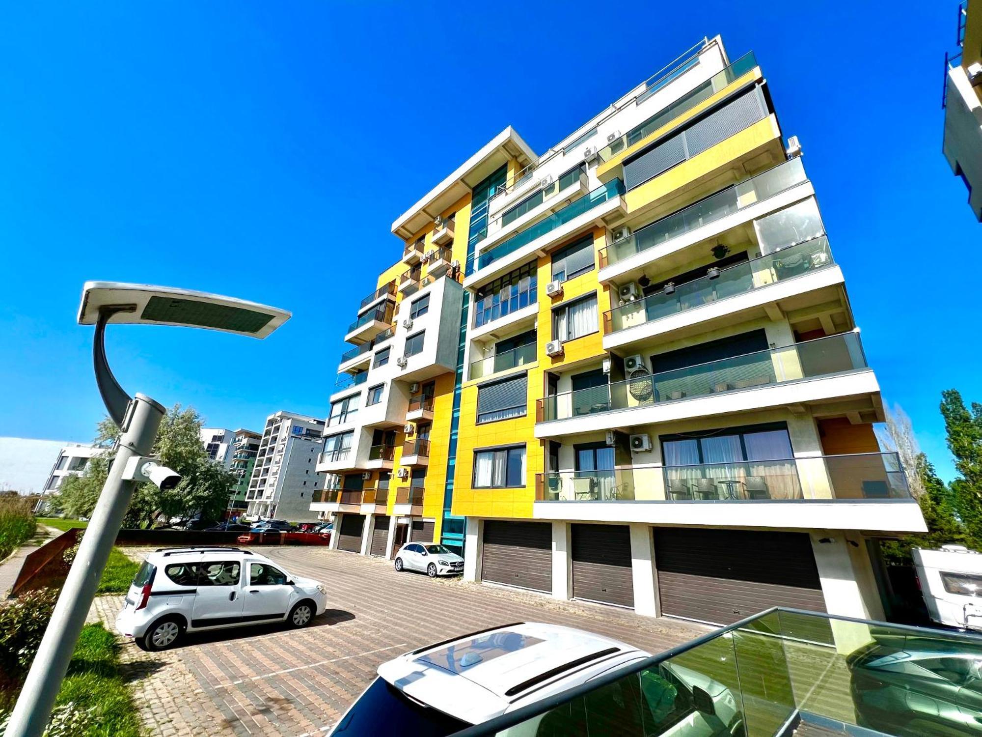 Sophia Lake View Suite Mamaia Εξωτερικό φωτογραφία