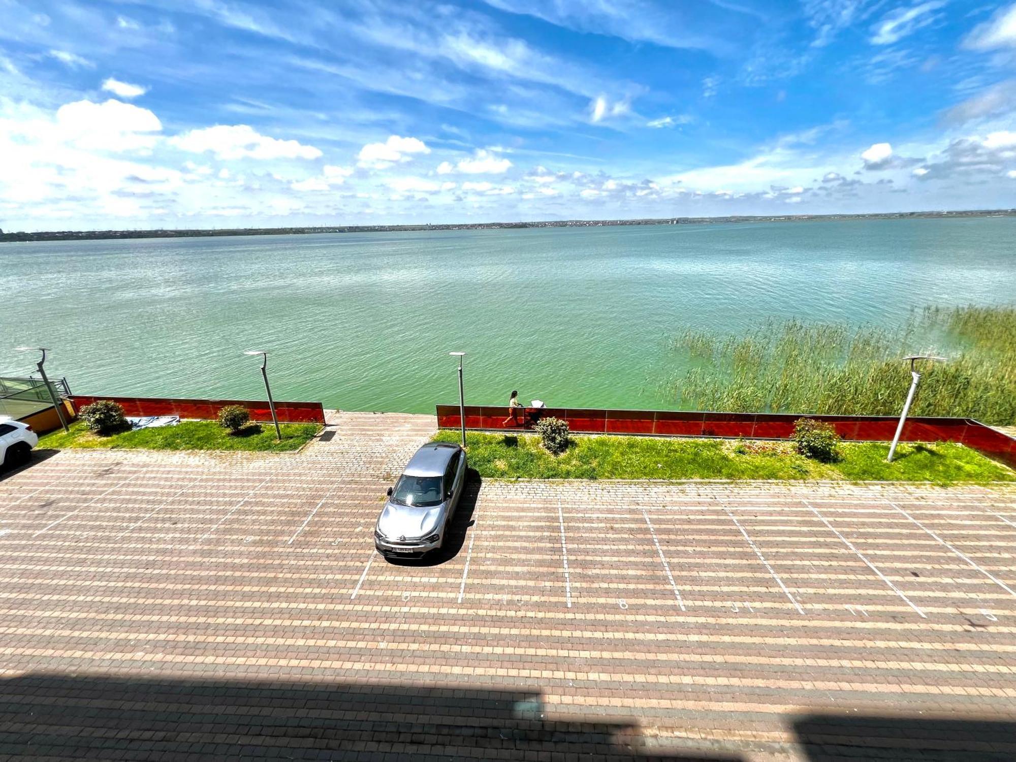 Sophia Lake View Suite Mamaia Εξωτερικό φωτογραφία